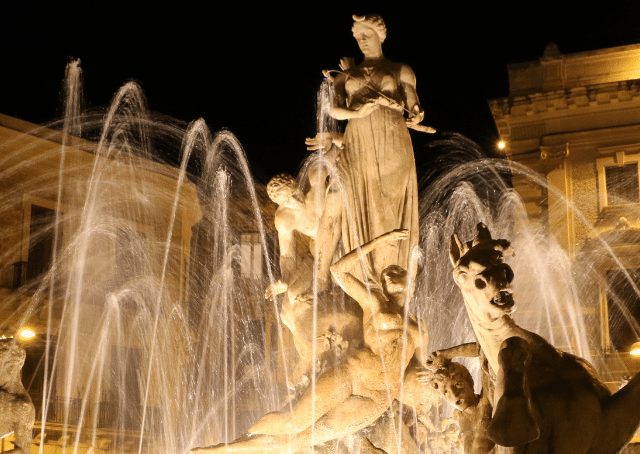 Brunnen der Diana, der Jagdgöttin