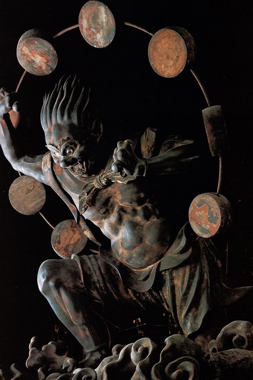 Statue von Raijin, dem Gott des Blitzes