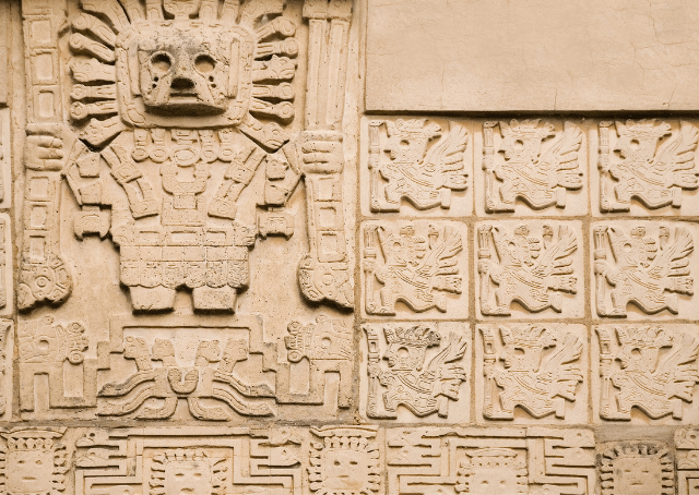 Statue der aztekischen Fruchtbarkeitsgöttin Xochiquetzal