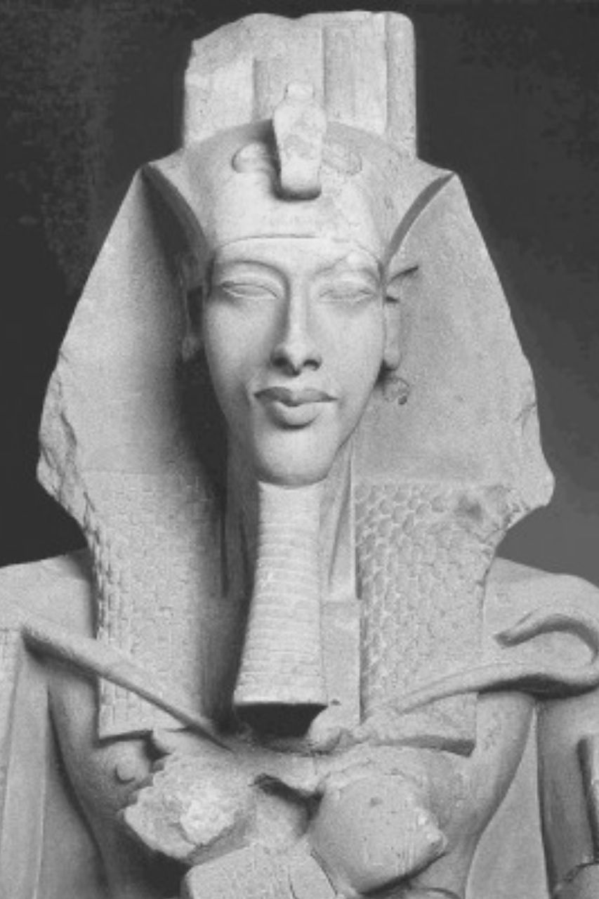 Pharao Echnaton 1351-1334 v. Chr.