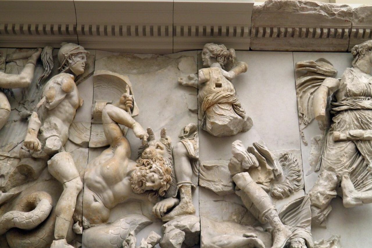 Der Mythos von Porphyrion, dem König der Giganten, der Zeus herausforderte