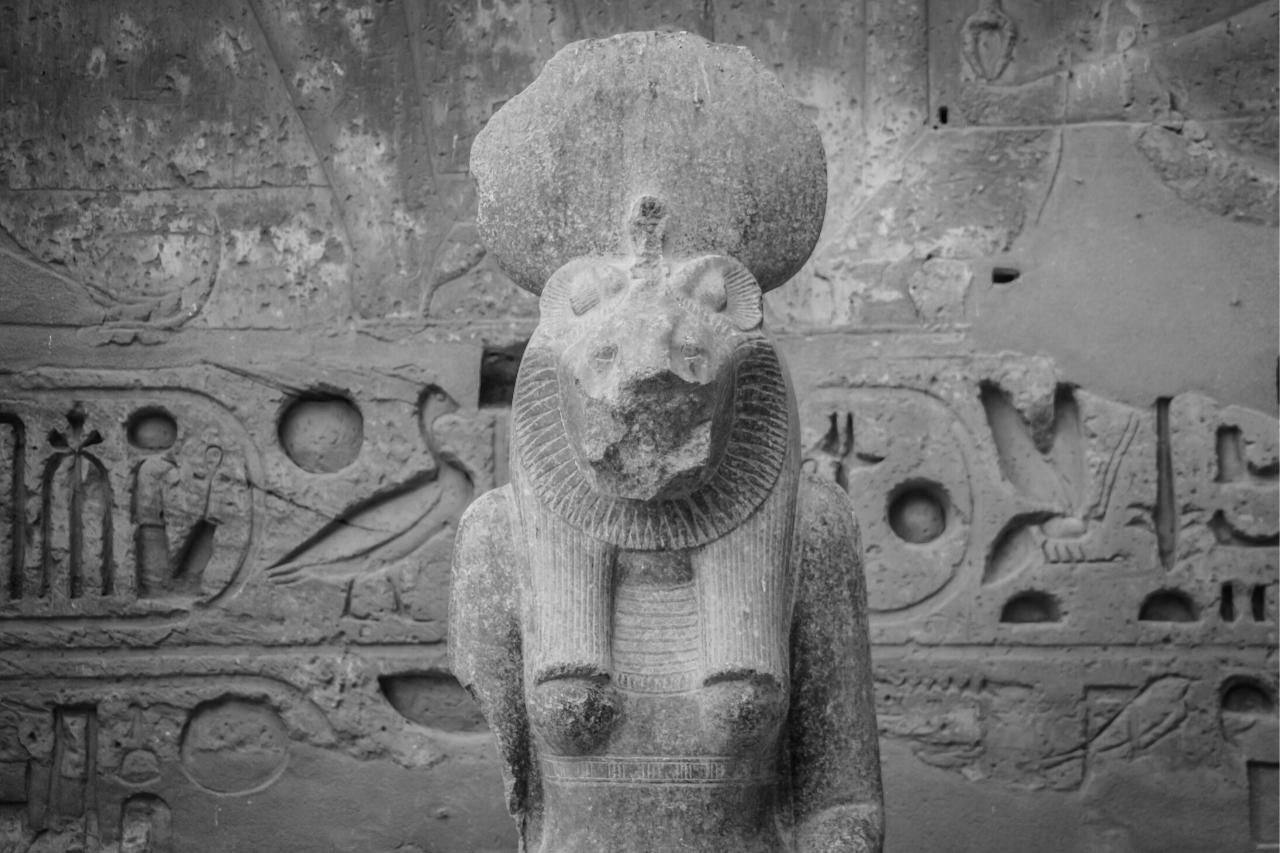 Sekhmet: Die Göttin des Krieges und Hüterin der Pharaonen Ägyptens